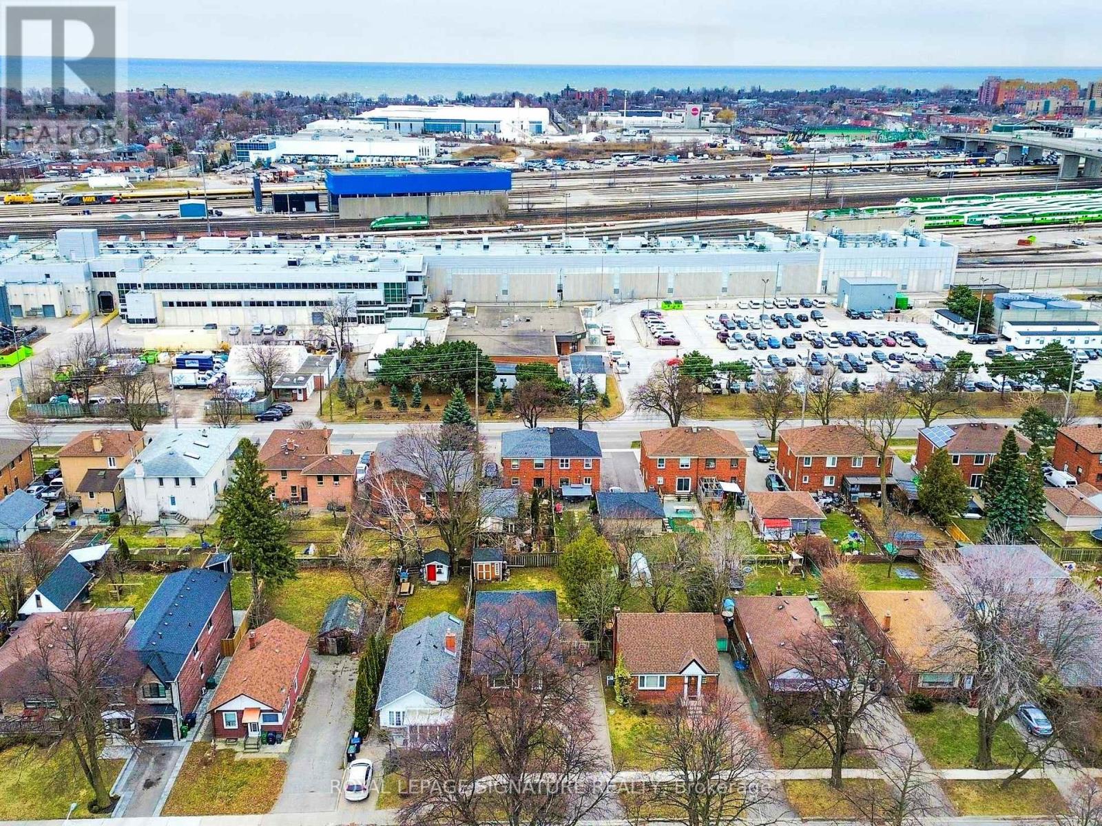 116 Judson Street, Toronto, Ontario  M8Z 1B1 - Photo 40 - W12093455
