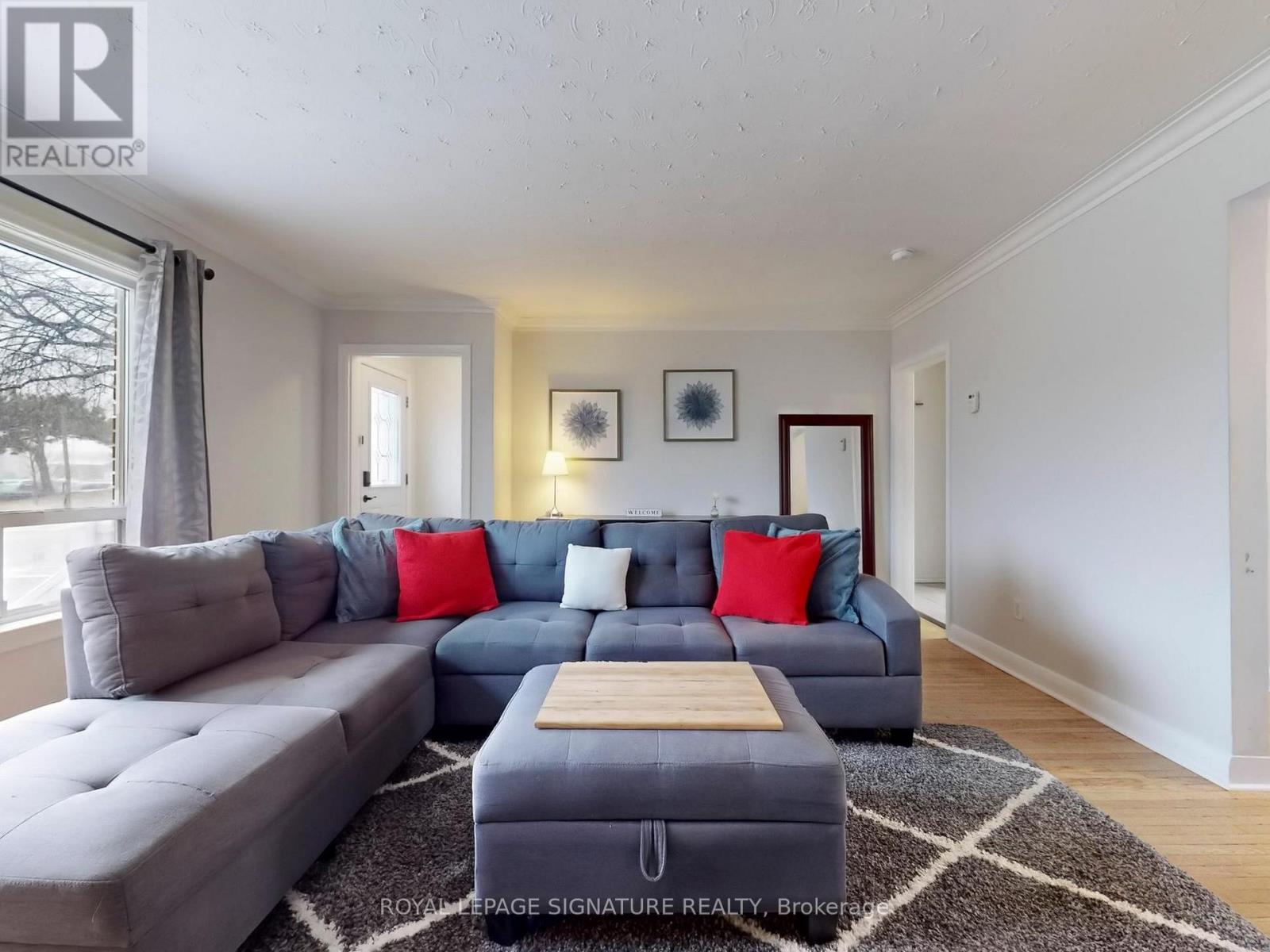 116 Judson Street, Toronto, Ontario  M8Z 1B1 - Photo 6 - W12093455