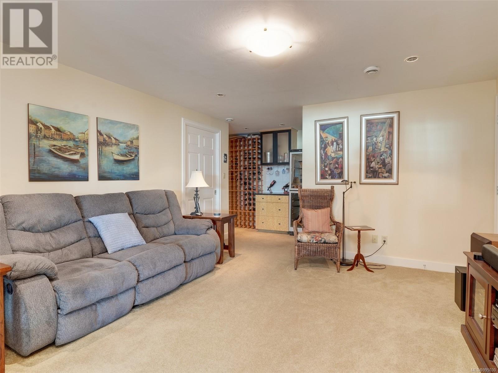 10 300 Plaskett Pl, Esquimalt, British Columbia  V9A 6G4 - Photo 38 - 995030