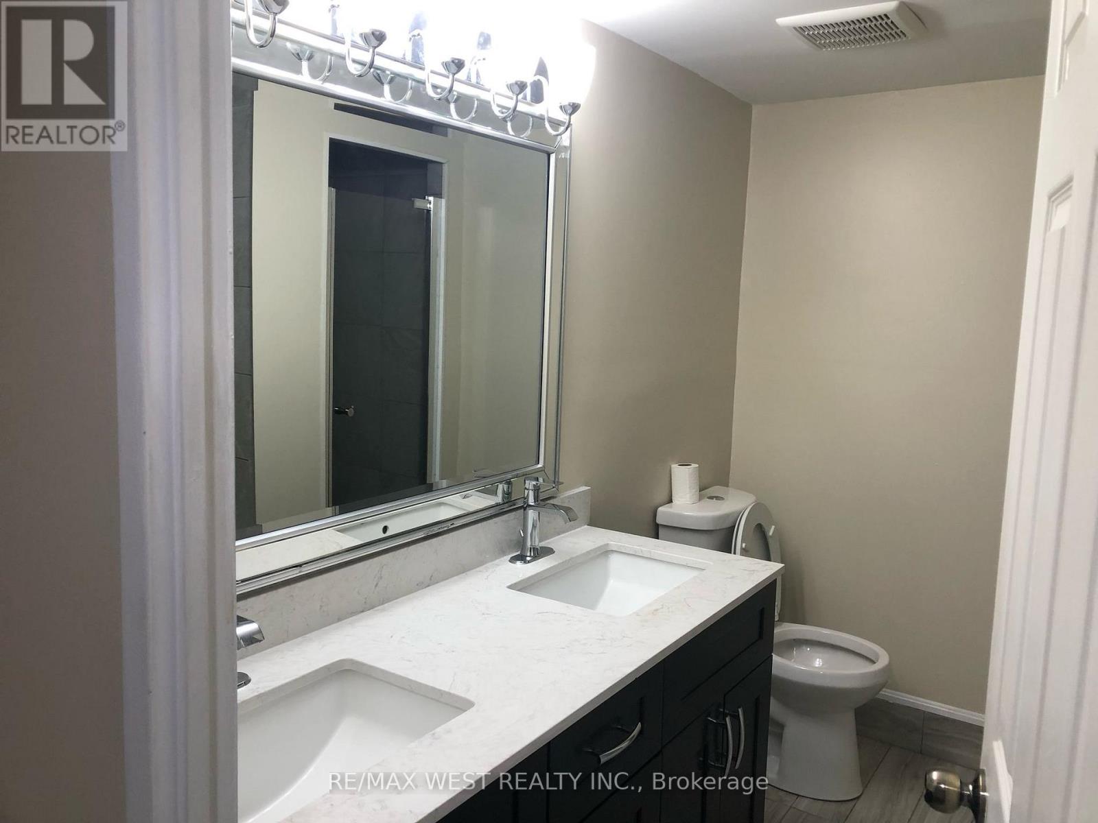 524 - 6 Humberline Drive, Toronto, Ontario  M9W 6X8 - Photo 18 - W12093365