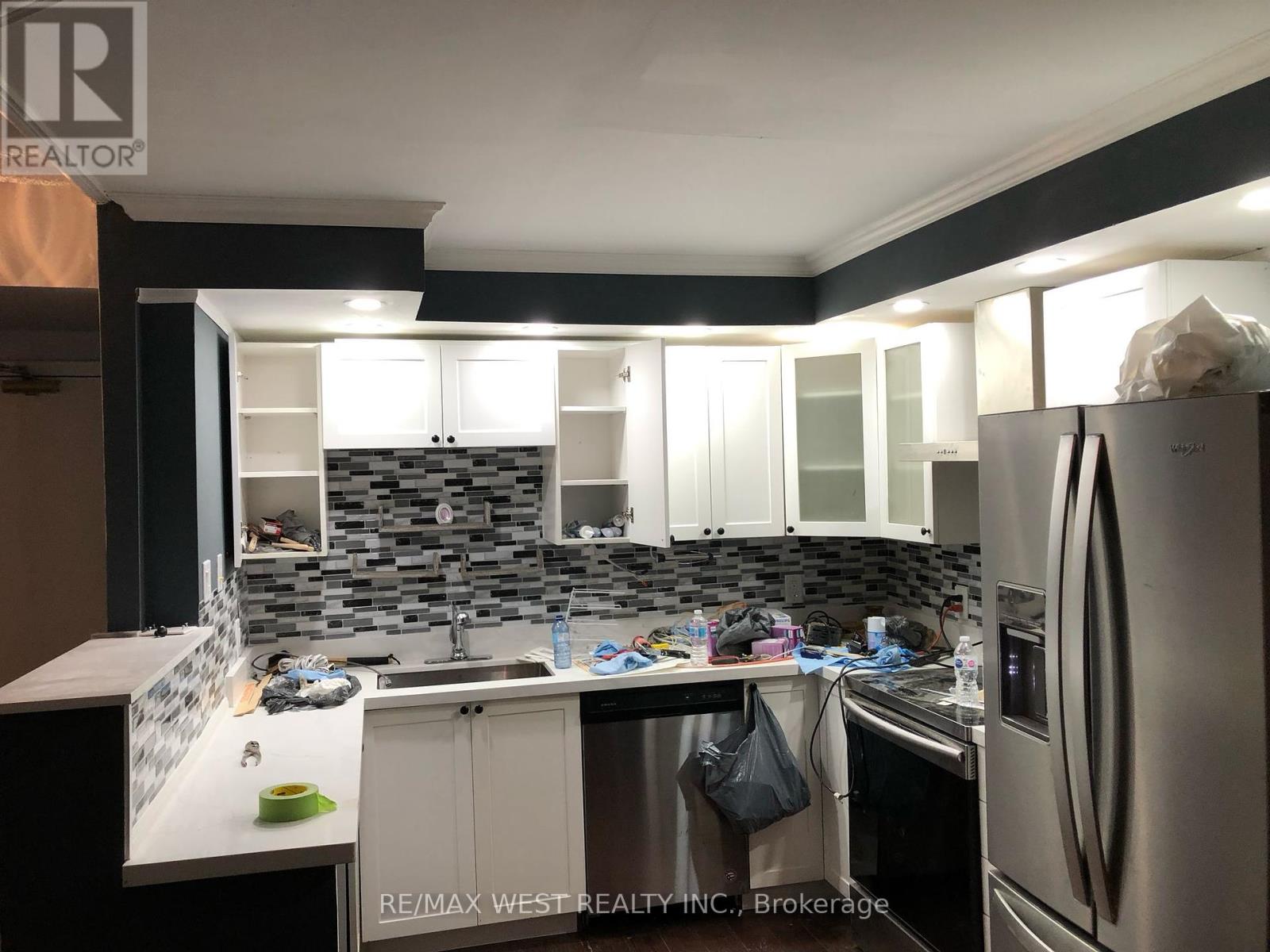 524 - 6 Humberline Drive, Toronto, Ontario  M9W 6X8 - Photo 4 - W12093365