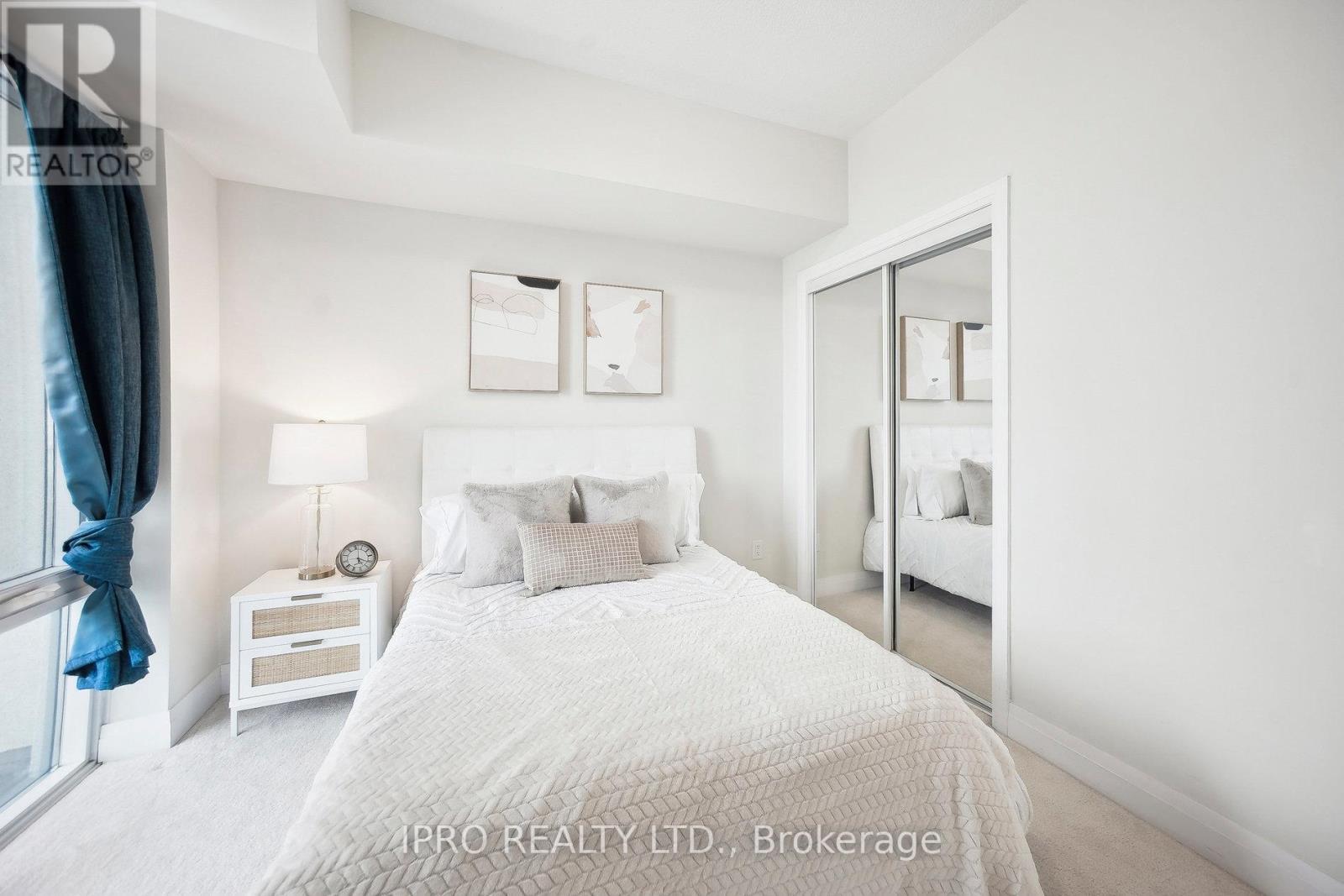 903 - 16 Concord Place, Grimsby, Ontario  L3M 0J1 - Photo 18 - X12090146