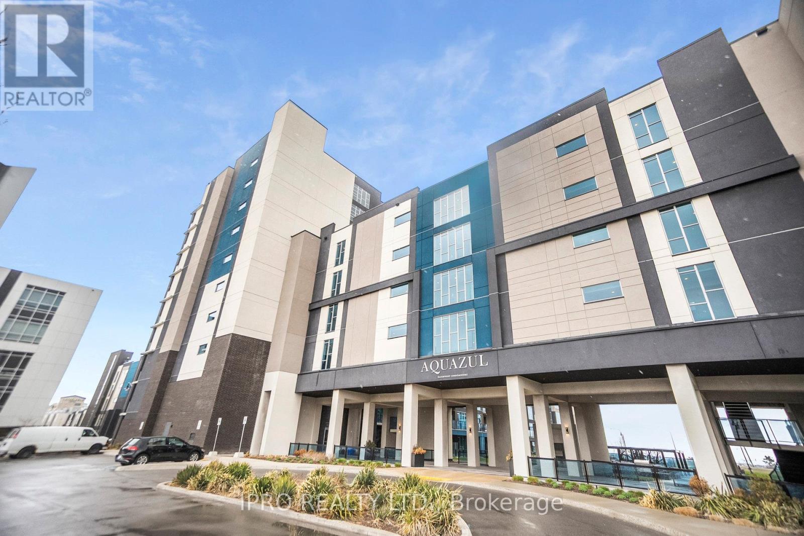 903 - 16 Concord Place, Grimsby, Ontario  L3M 0J1 - Photo 4 - X12090146