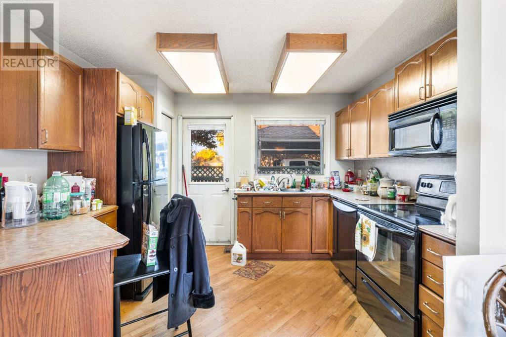 2828 Dovely Park Se, Calgary, Alberta  T2P 3G9 - Photo 10 - A2184730