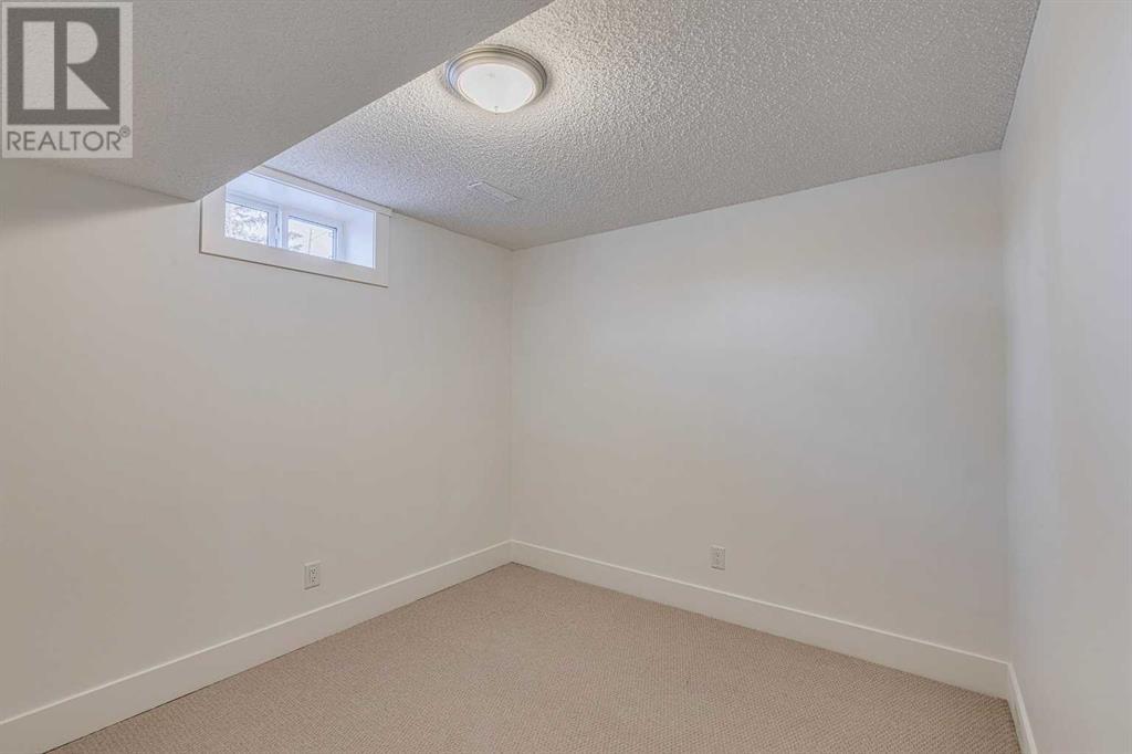 776 Acadia Drive Se, Calgary, Alberta  T2J 0C5 - Photo 16 - A2203725