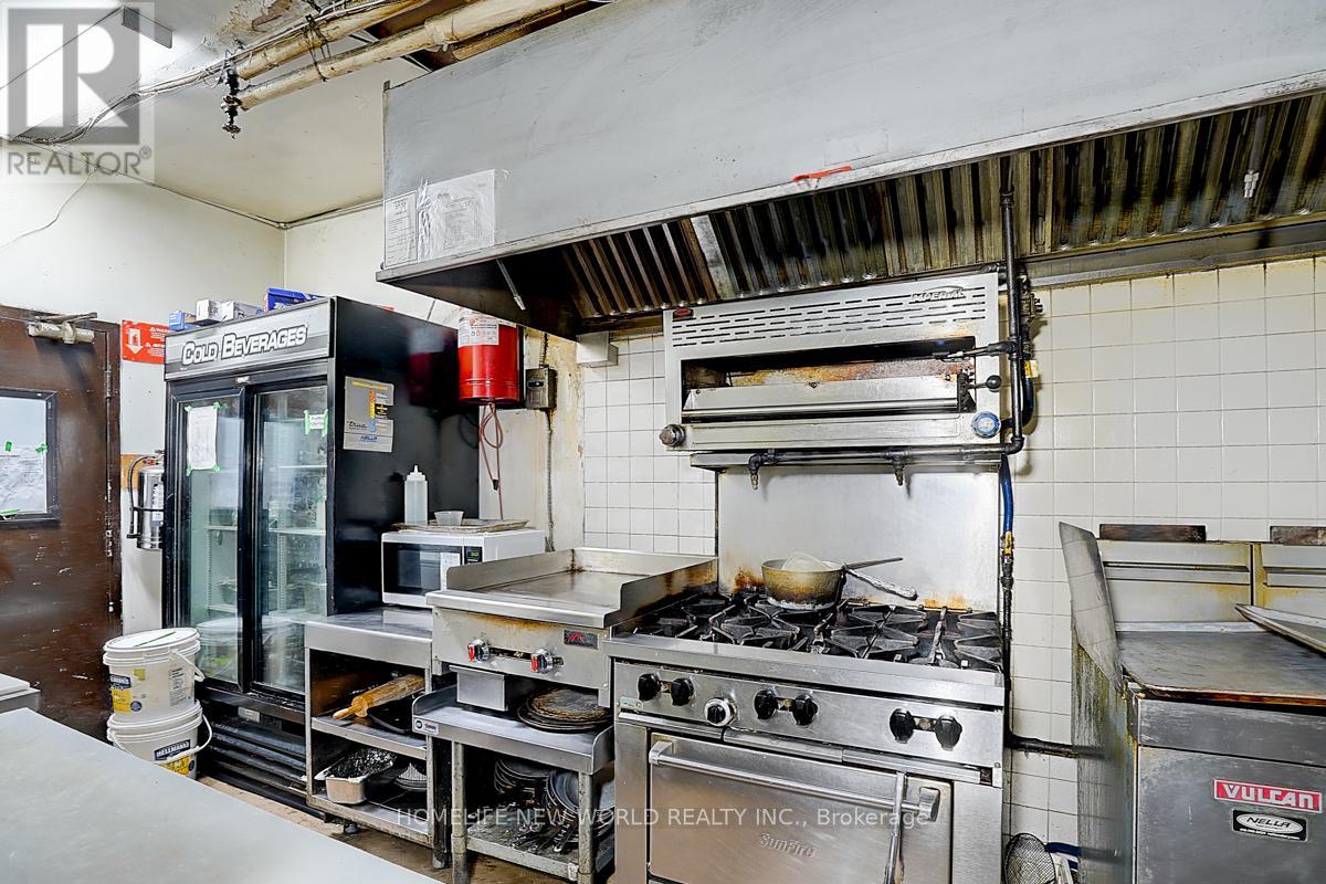 962 Kingston Road, Toronto, Ontario  M4E 1S7 - Photo 11 - E12093388