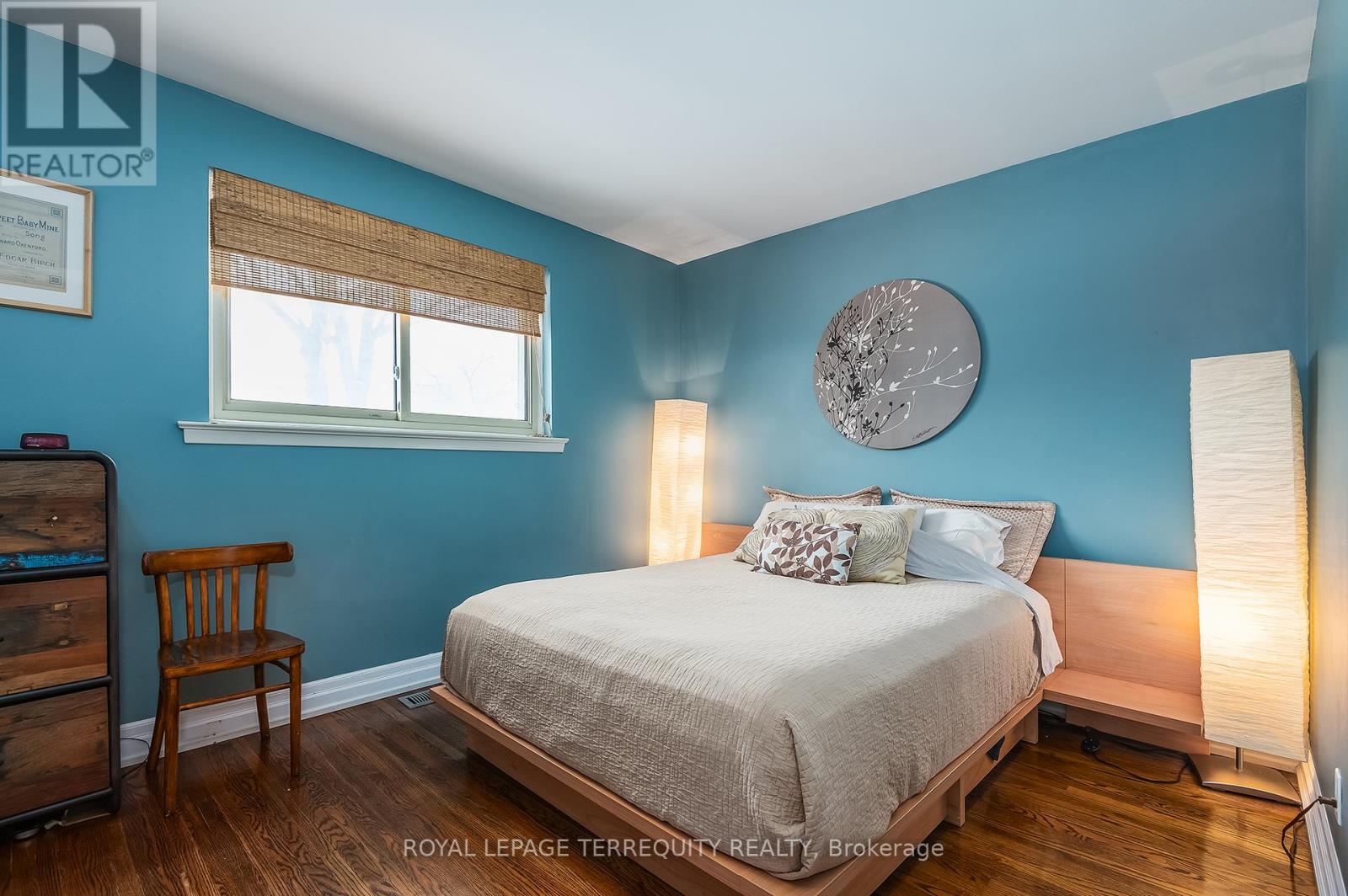 28 Thelmere Place, Toronto, Ontario  M9R 2B7 - Photo 18 - W11991137
