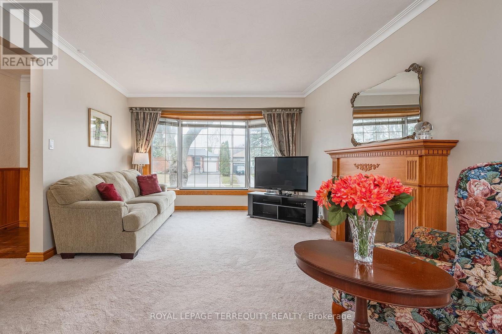 Property at 36 BREADNER DRIVE image 4