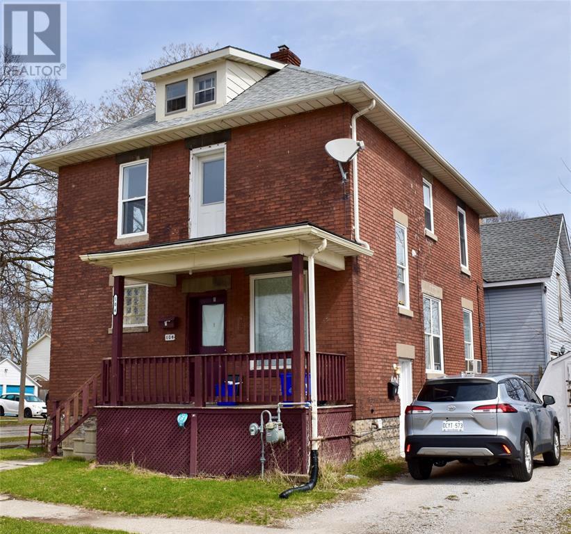 104 FORSYTH STREET, Sarnia, Ontario
