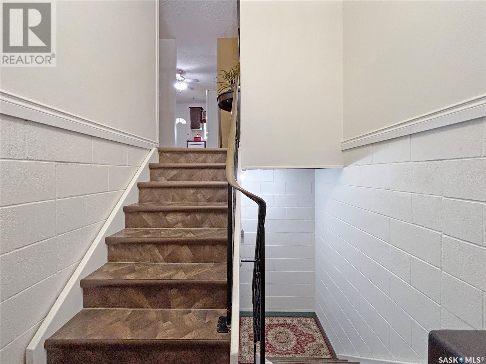 Property at 1812 Centennial CRESCENT image 2