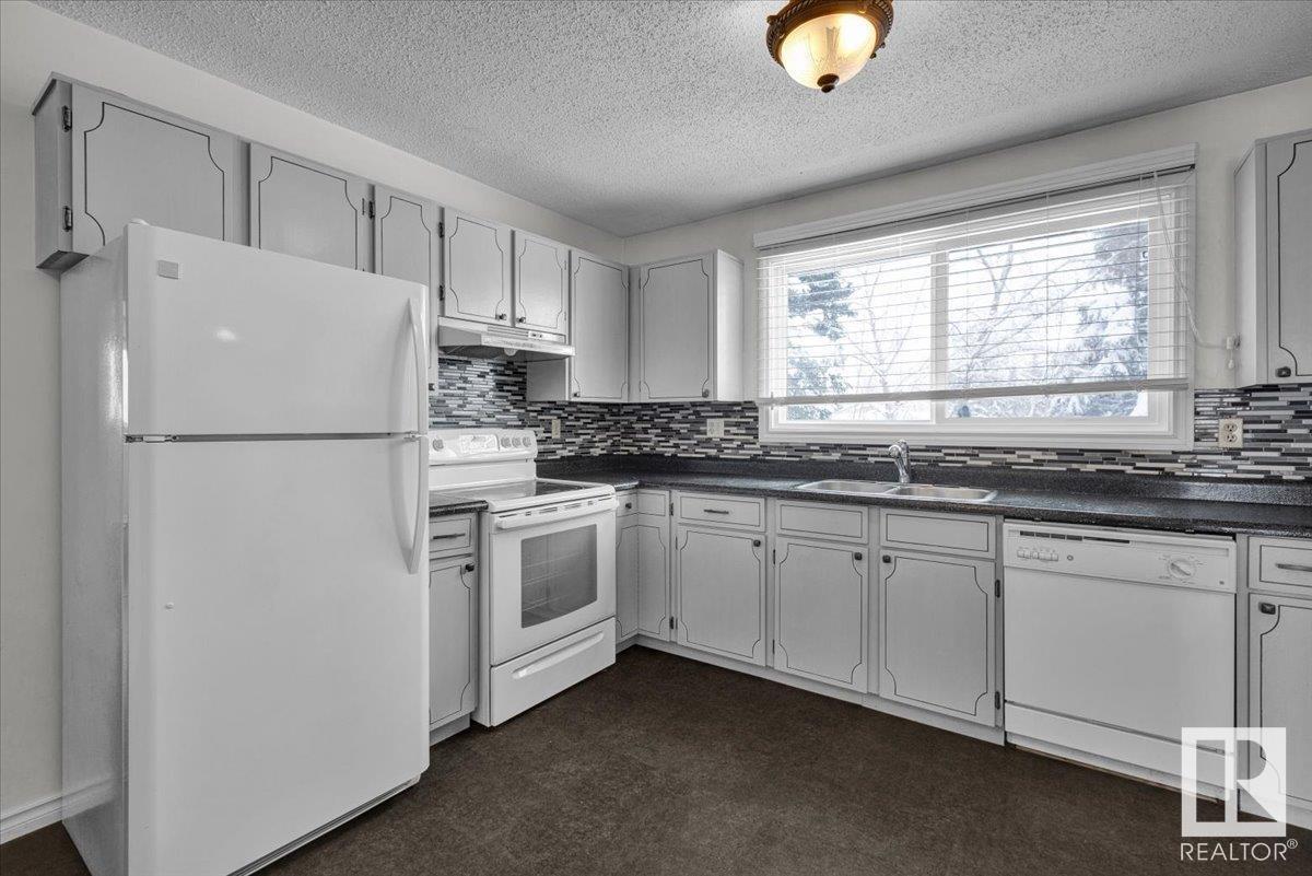 Property at 10935 34A AV NW image 5