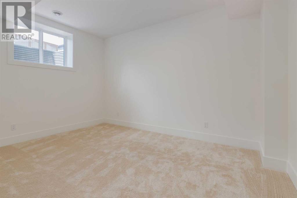 90 Treeline Gardens Sw, Calgary, Alberta  T2Y 0W6 - Photo 44 - A2212722