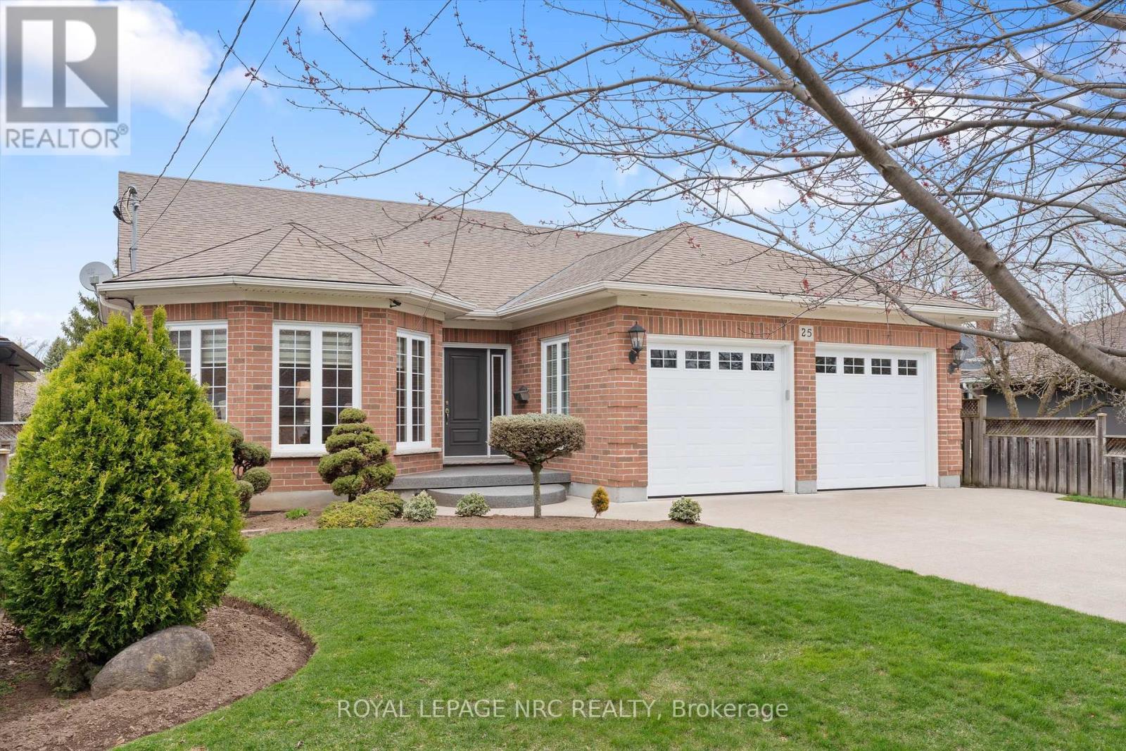 Property at 25 KENWORTH DRIVE image 2