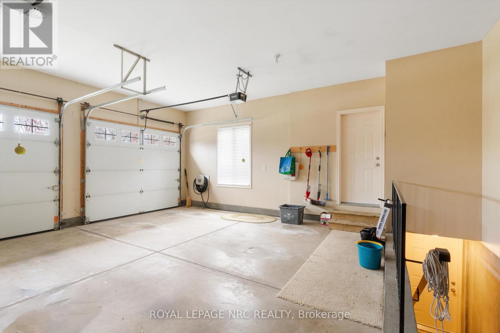25 Kenworth Drive, St. Catharines, Ontario  L2M 4S4 - Photo 32 - X12093573