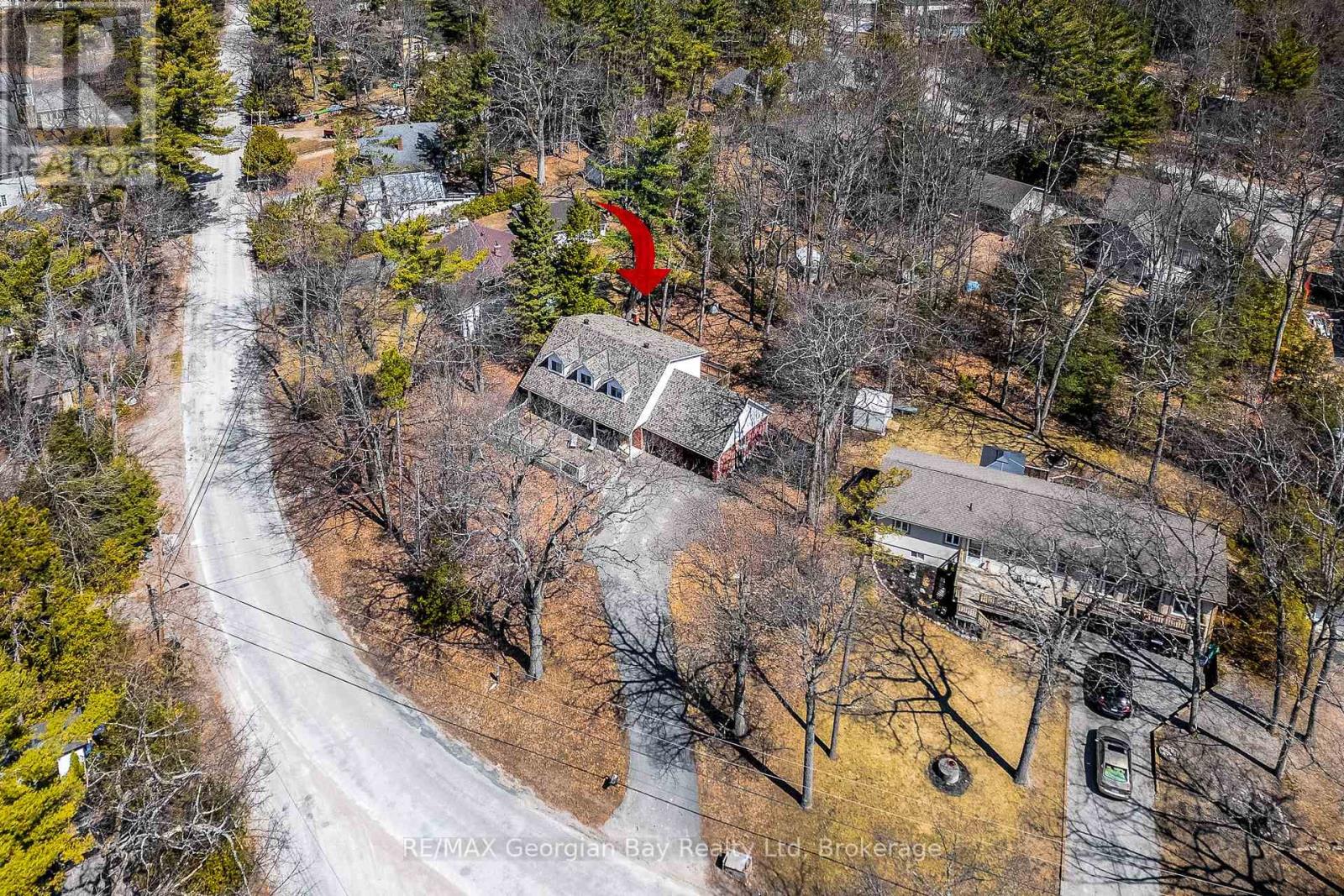 225 Tiny Beaches Road S, Tiny, Ontario  L0L 2J0 - Photo 6 - S12093540