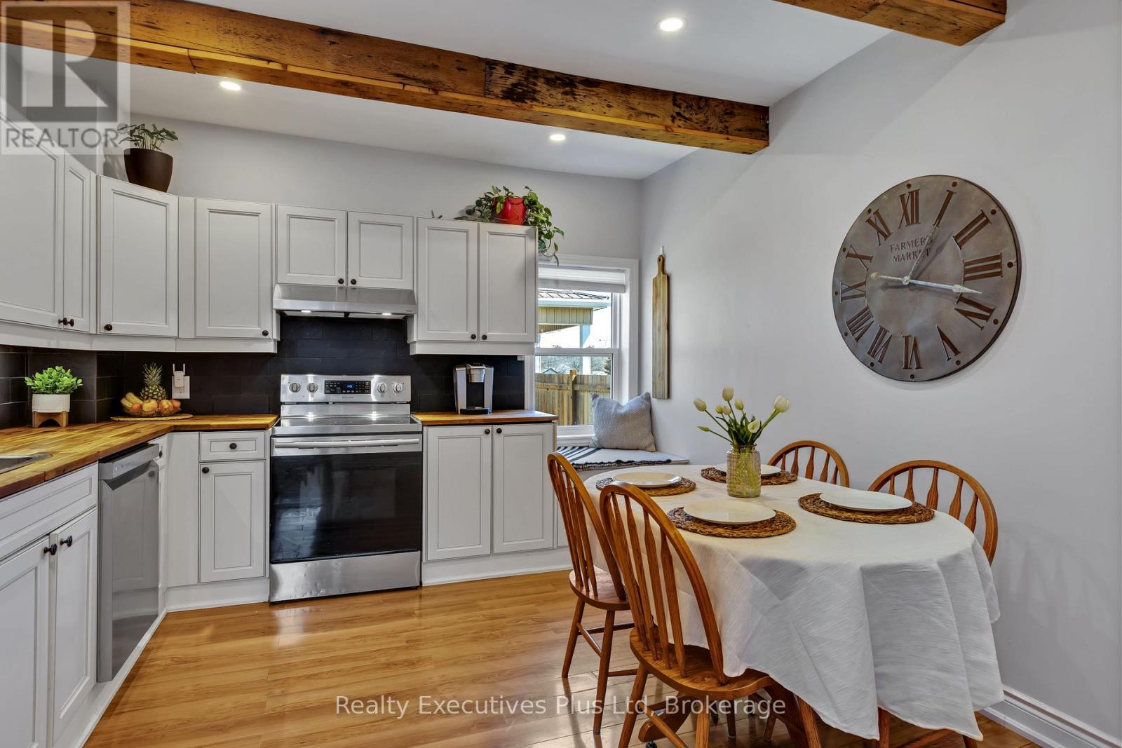 106 King Street, Kawartha Lakes, Ontario  K9V 1C9 - Photo 14 - X12093616