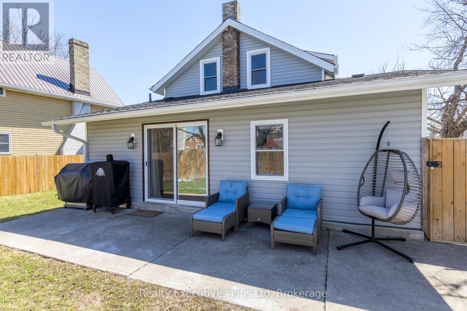 106 King Street, Kawartha Lakes, Ontario  K9V 1C9 - Photo 43 - X12093616