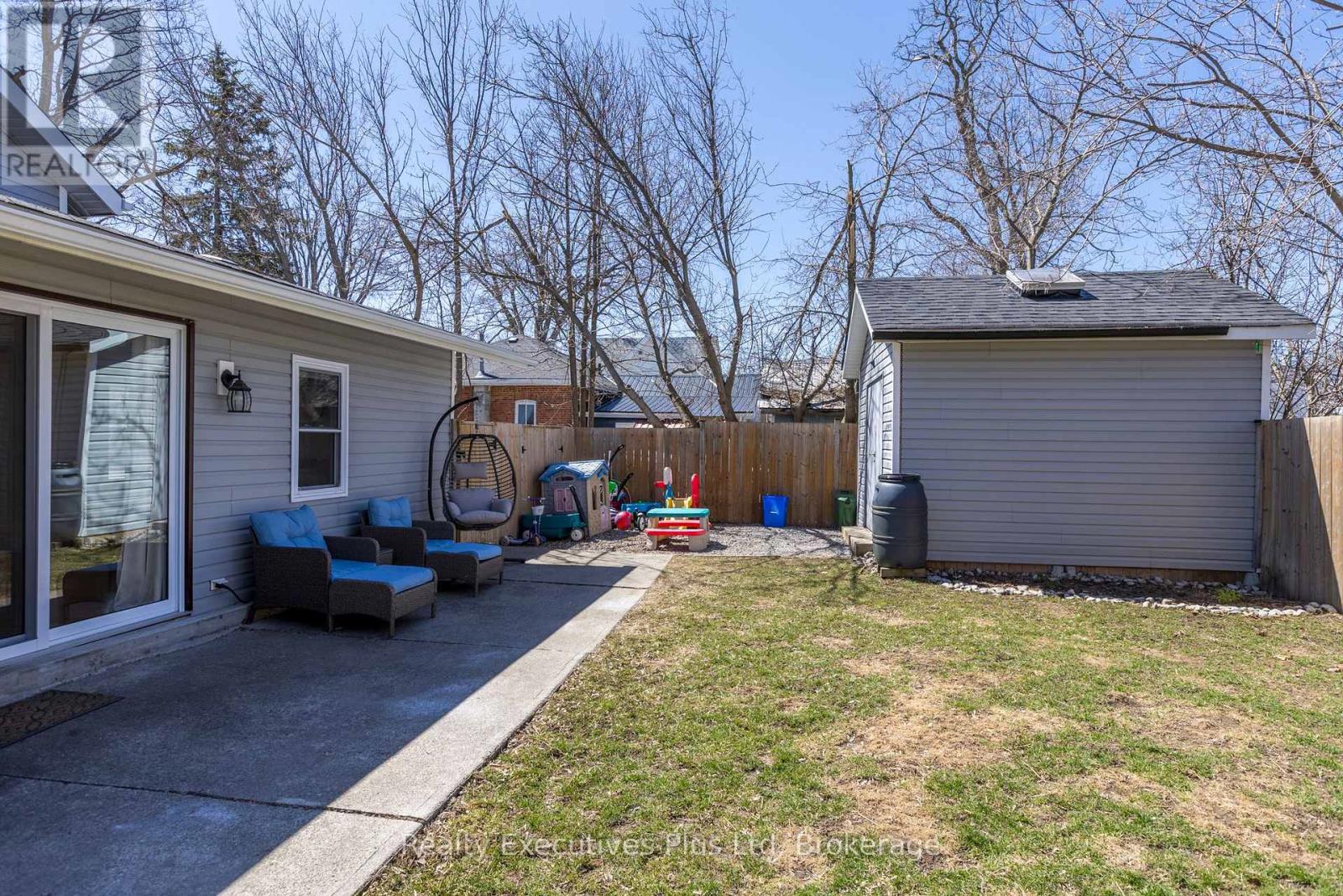 106 King Street, Kawartha Lakes, Ontario  K9V 1C9 - Photo 45 - X12093616