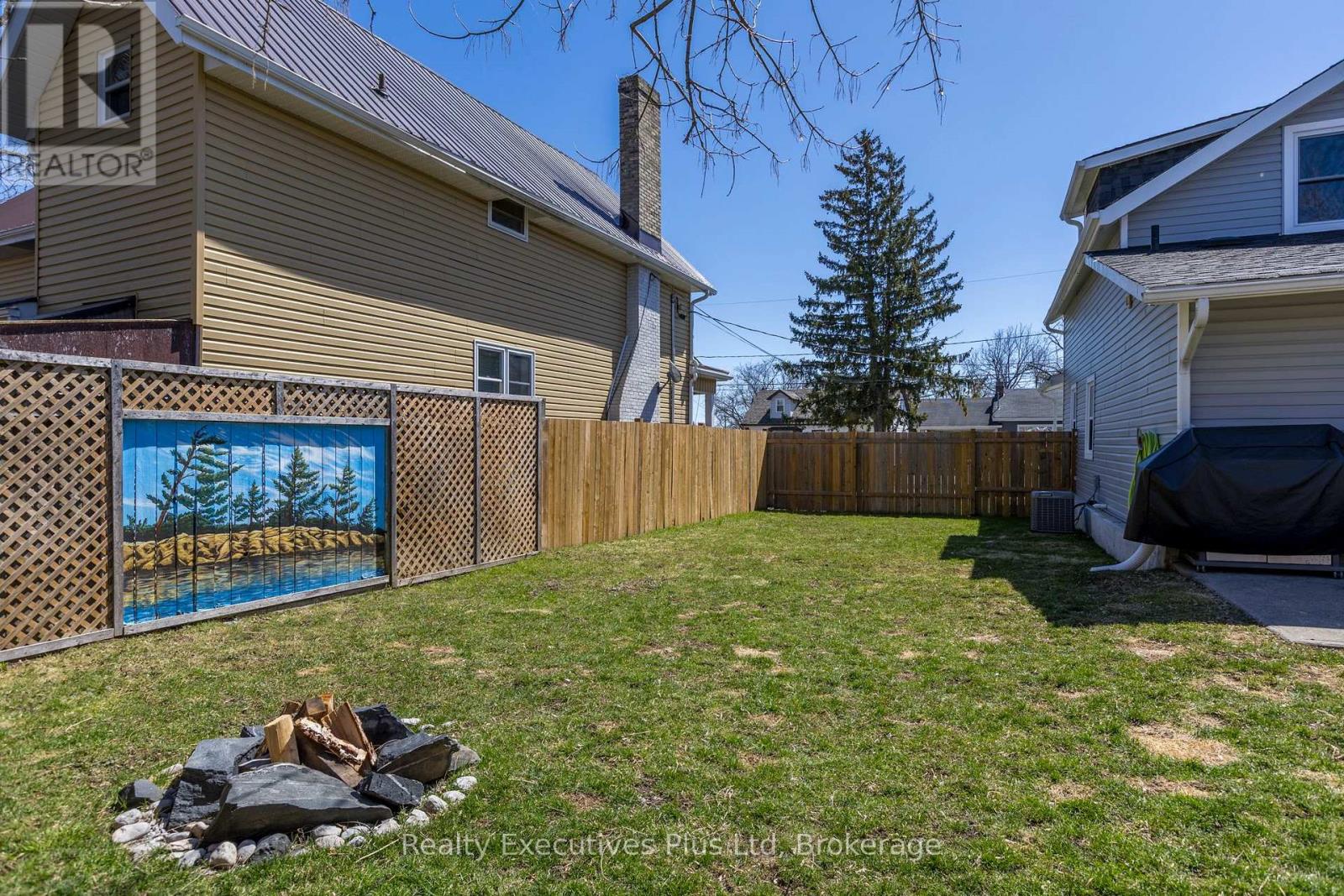 106 King Street, Kawartha Lakes, Ontario  K9V 1C9 - Photo 49 - X12093616
