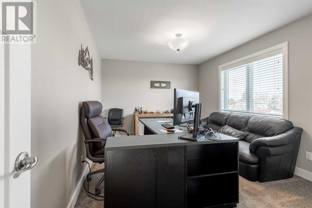 301 West Gate Crescent, Coaldale, Alberta  T1M 1M1 - Photo 10 - A2200871