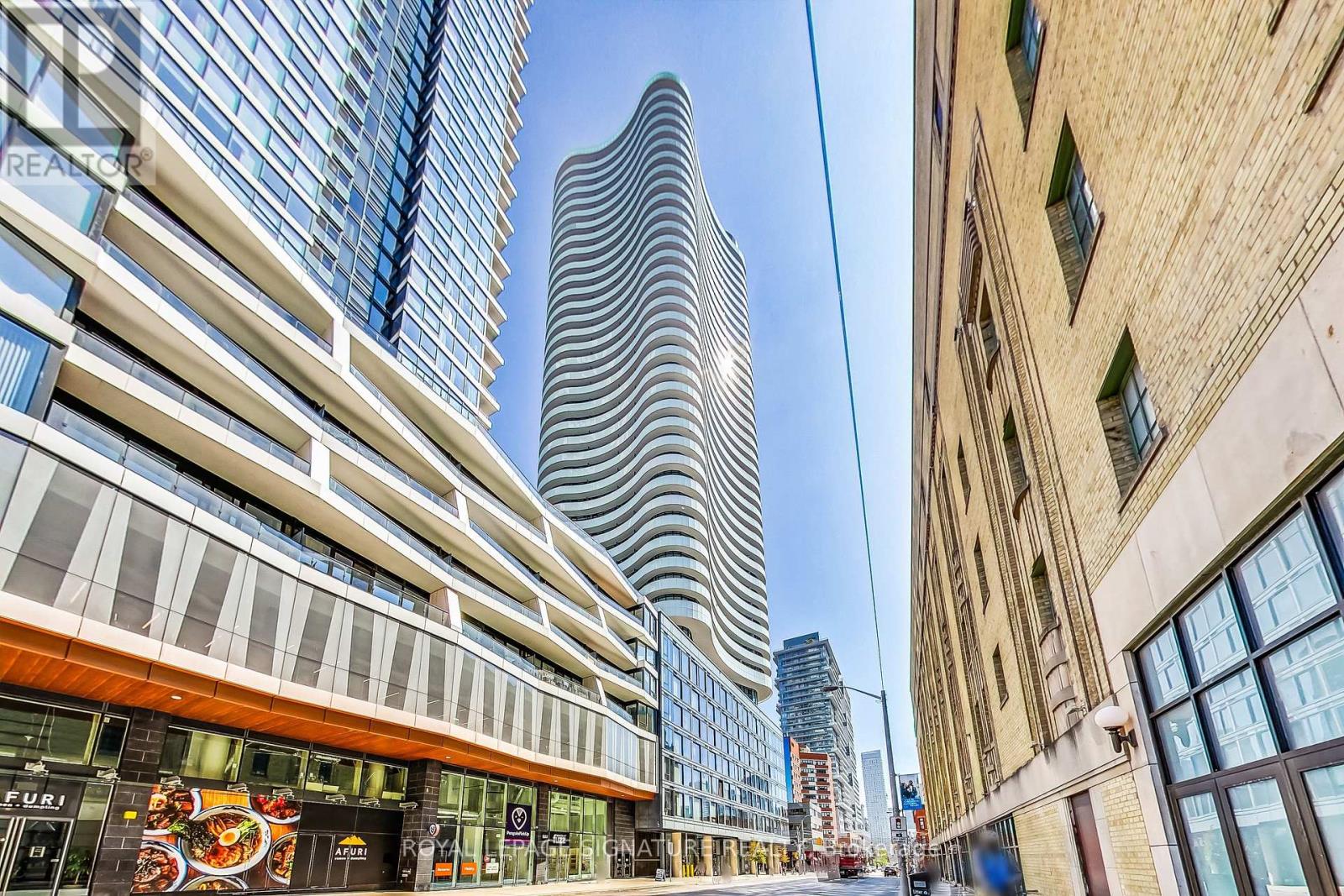 4002 - 403 Church Street, Toronto, Ontario  M4Y 0C9 - Photo 1 - C12093495