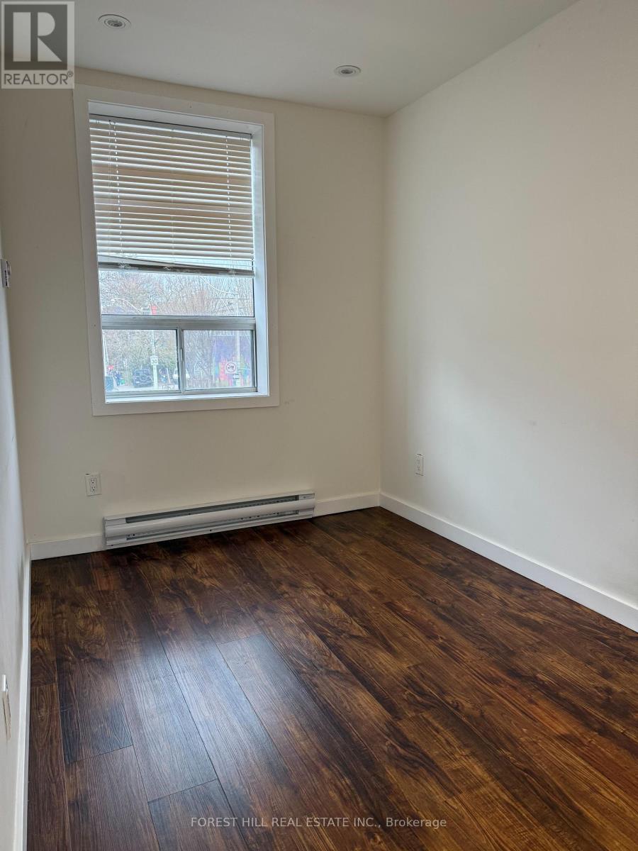 1 - 378 Bloor Street W, Toronto, Ontario  M5S 1X2 - Photo 5 - C12093604