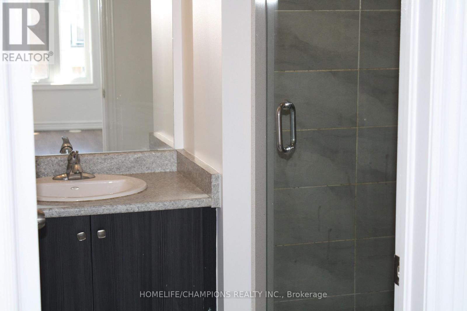 2517 Boston Glen, Pickering, Ontario  L1X 0E5 - Photo 19 - E12093480