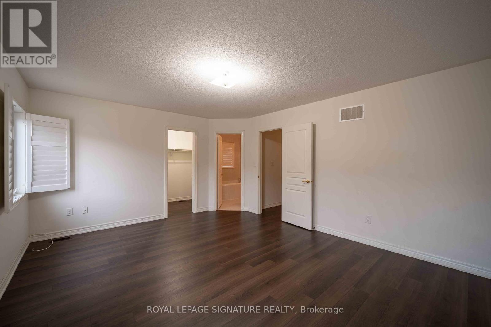 5570 Meadowcrest Avenue, Mississauga, Ontario  L5M 0V1 - Photo 15 - W12093485