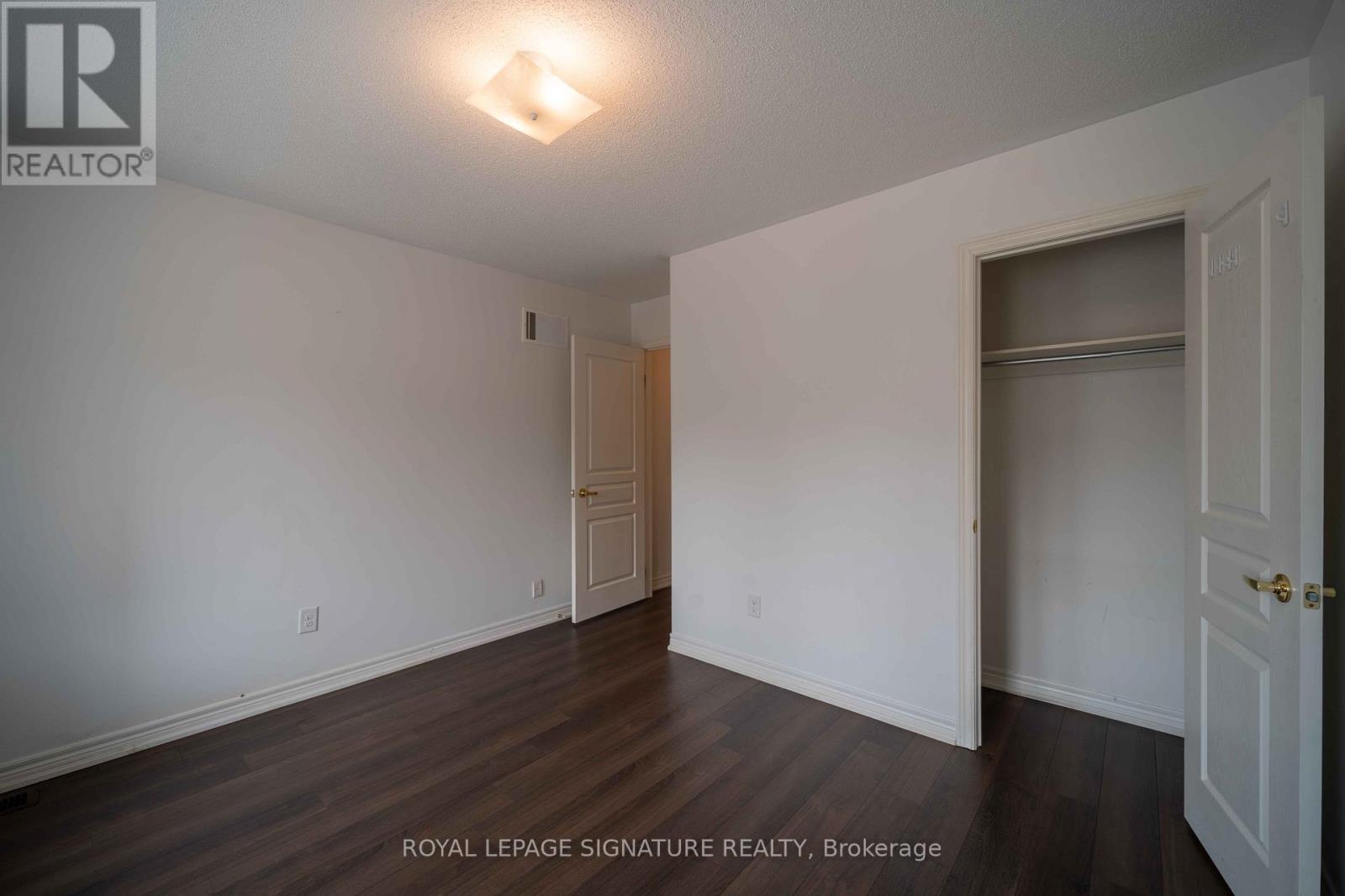 5570 Meadowcrest Avenue, Mississauga, Ontario  L5M 0V1 - Photo 25 - W12093485
