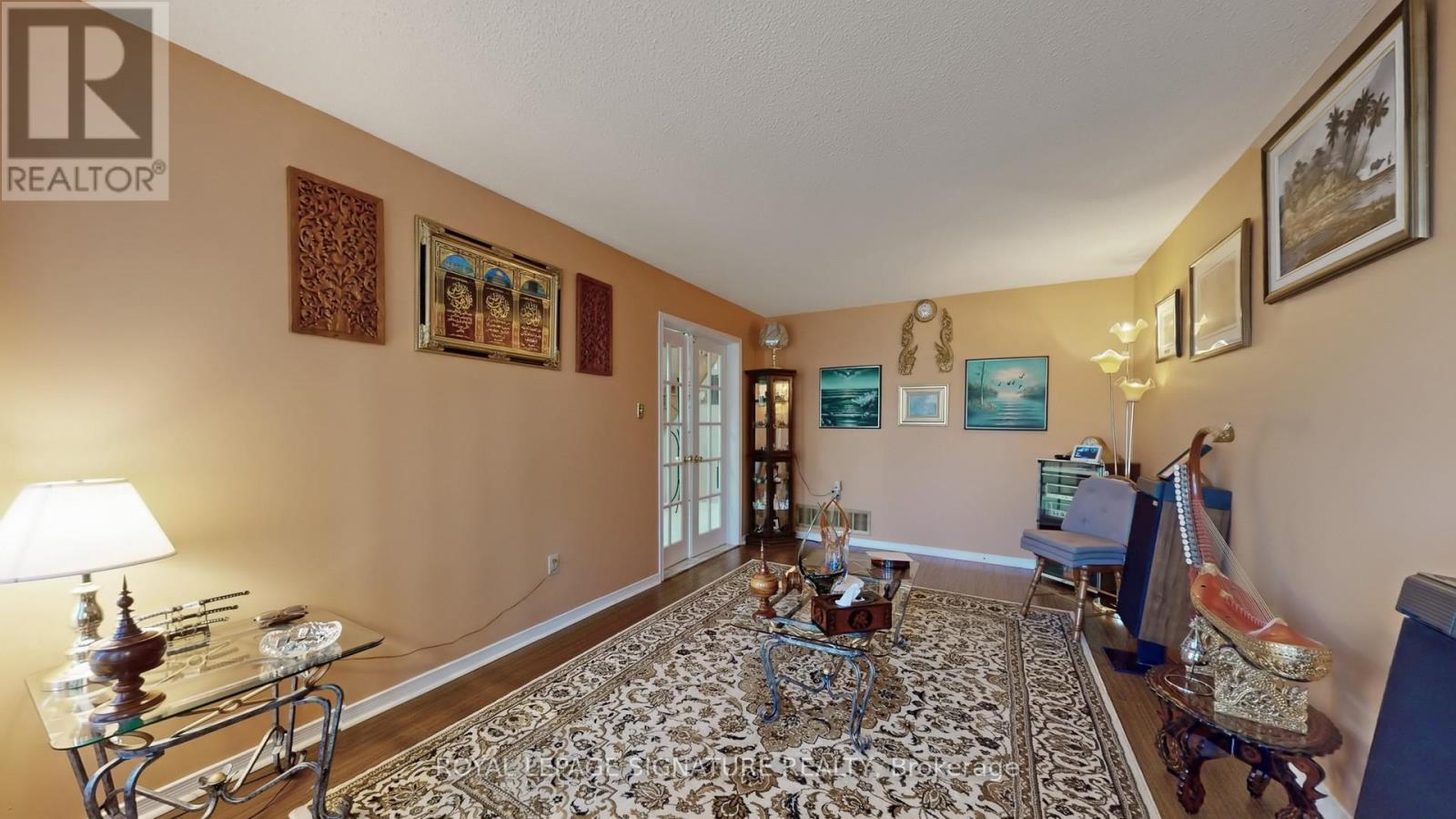 Property at 180 KINGKNOLL DRIVE image 5