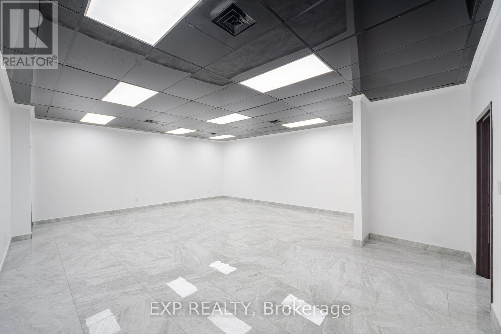 1303 Matheson Boulevard E, Mississauga, Ontario  L4W 1R1 - Photo 11 - W12093522
