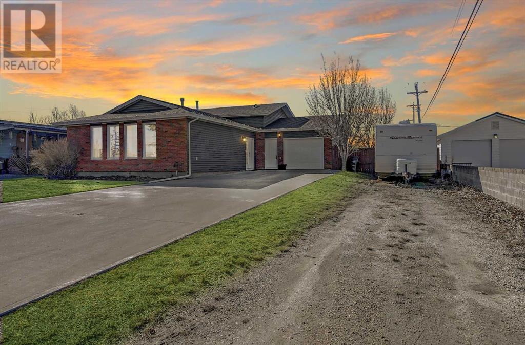 Property at 4806 52 Avenue image 3