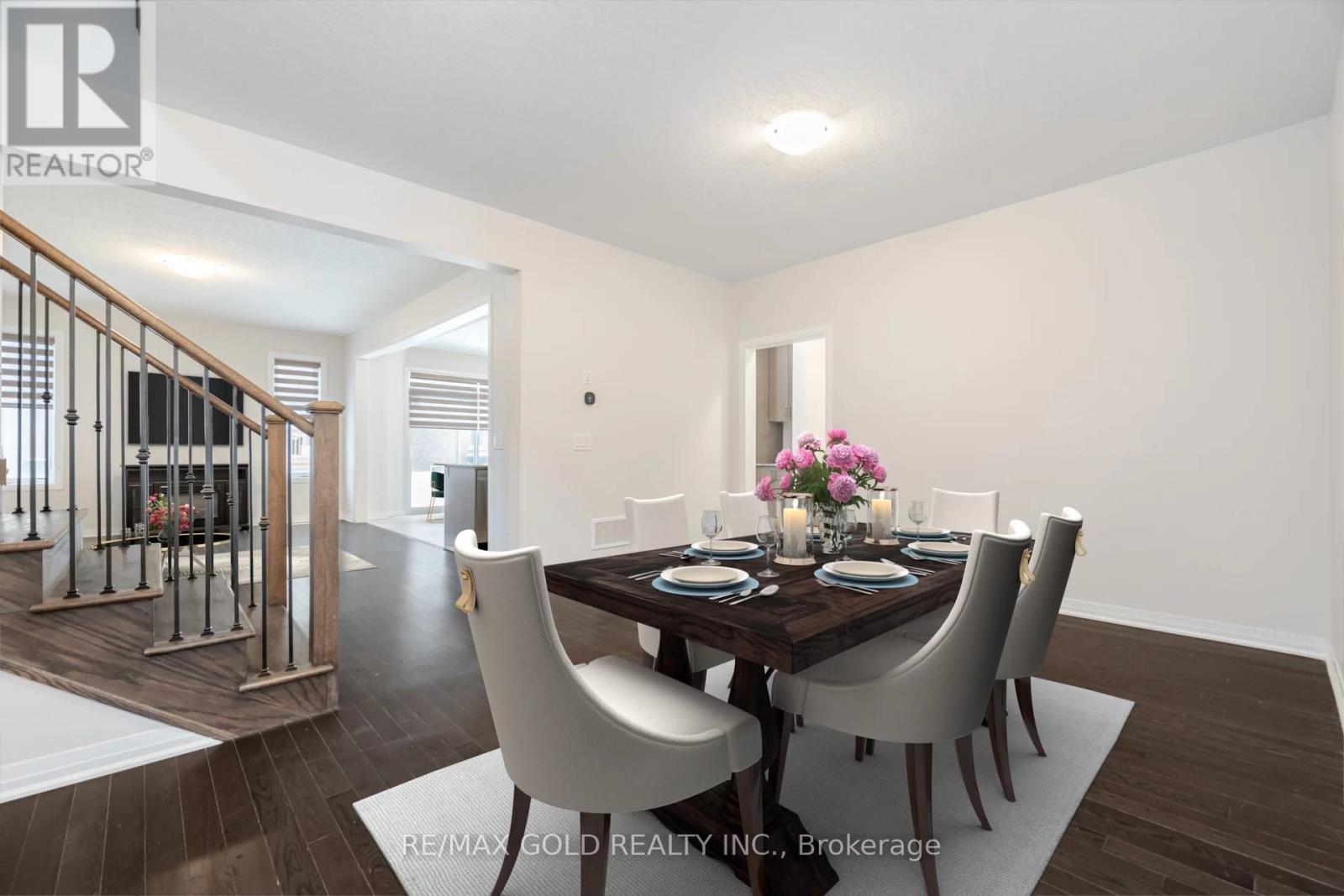 Property at 22 PRINCE PHILIP BOULEVARD image 4