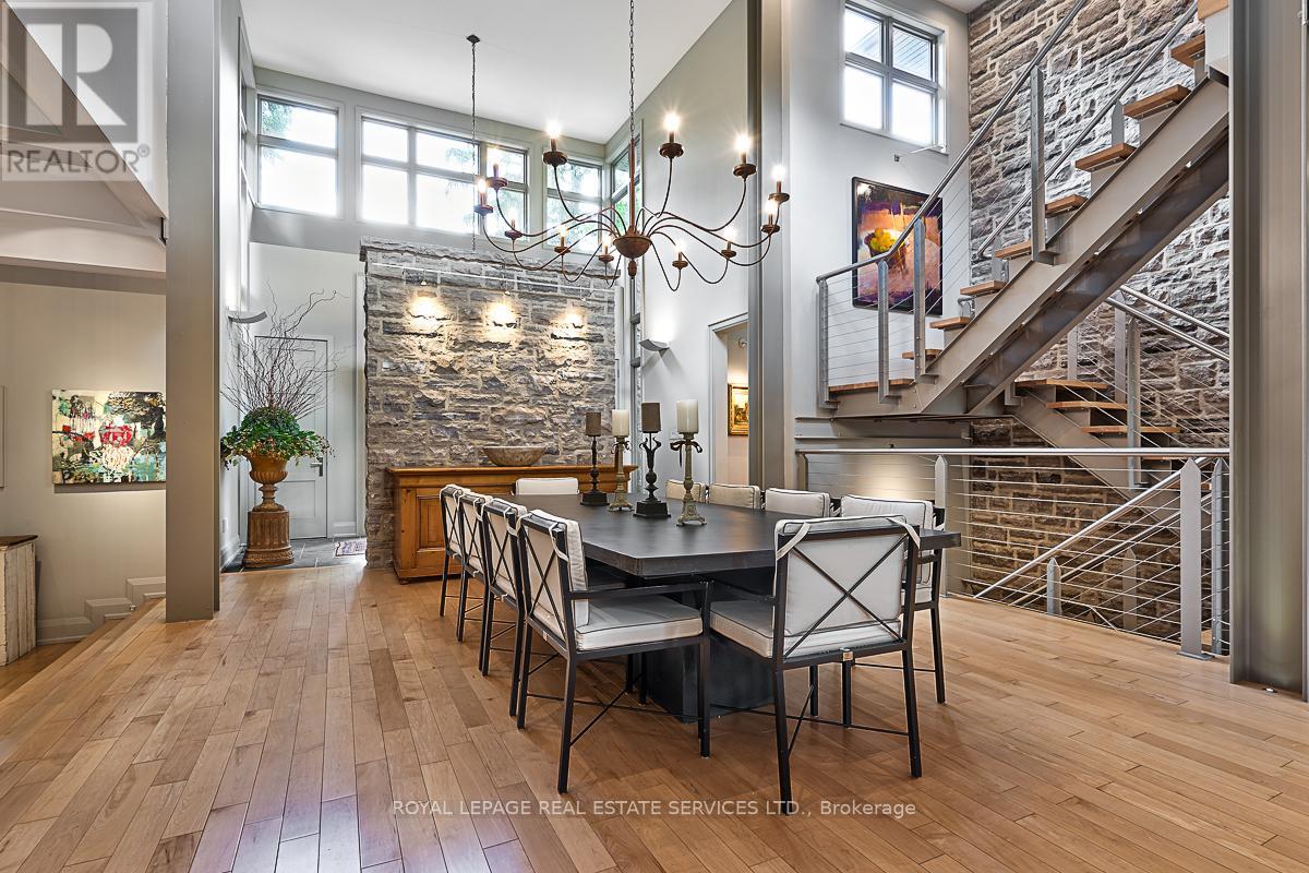 177 Lovers Lane, Hamilton, Ontario  L9G 1G9 - Photo 10 - X12093514