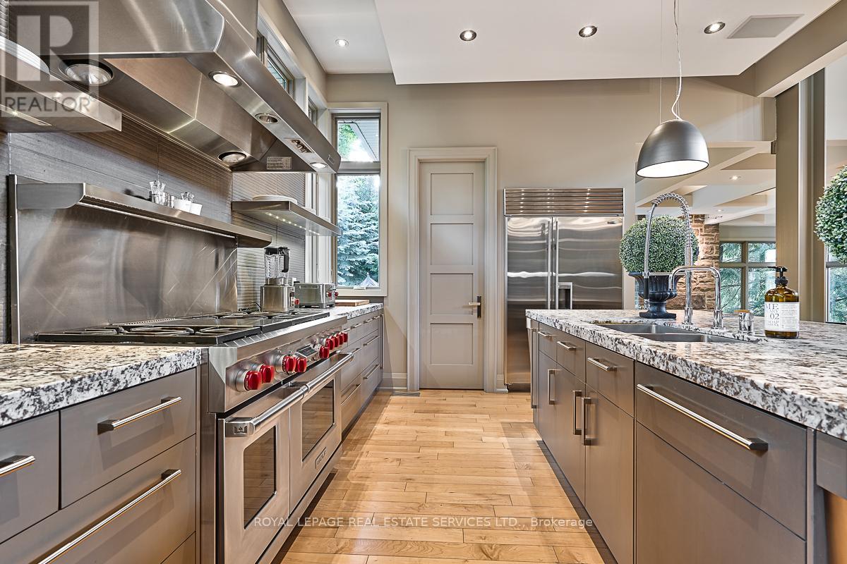 177 Lovers Lane, Hamilton, Ontario  L9G 1G9 - Photo 15 - X12093514