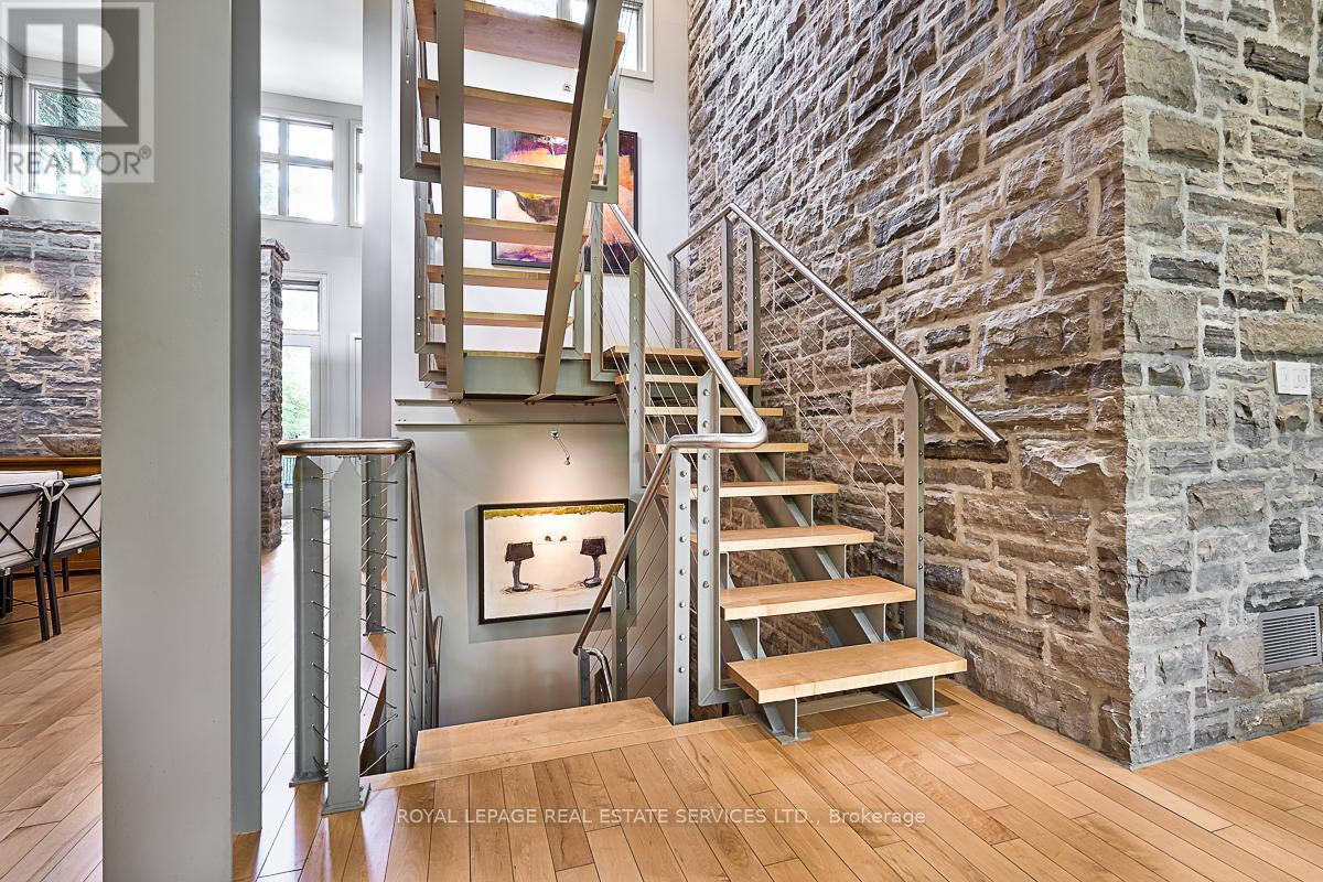 177 Lovers Lane, Hamilton, Ontario  L9G 1G9 - Photo 29 - X12093514