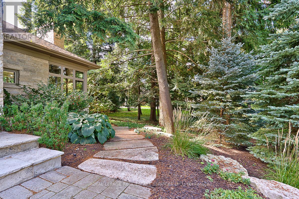 Property at 177 LOVERS LANE image 3