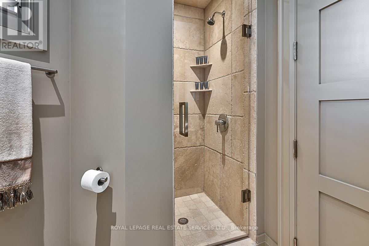 177 Lovers Lane, Hamilton, Ontario  L9G 1G9 - Photo 36 - X12093514