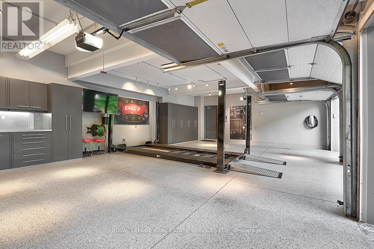 177 Lovers Lane, Hamilton, Ontario  L9G 1G9 - Photo 45 - X12093514