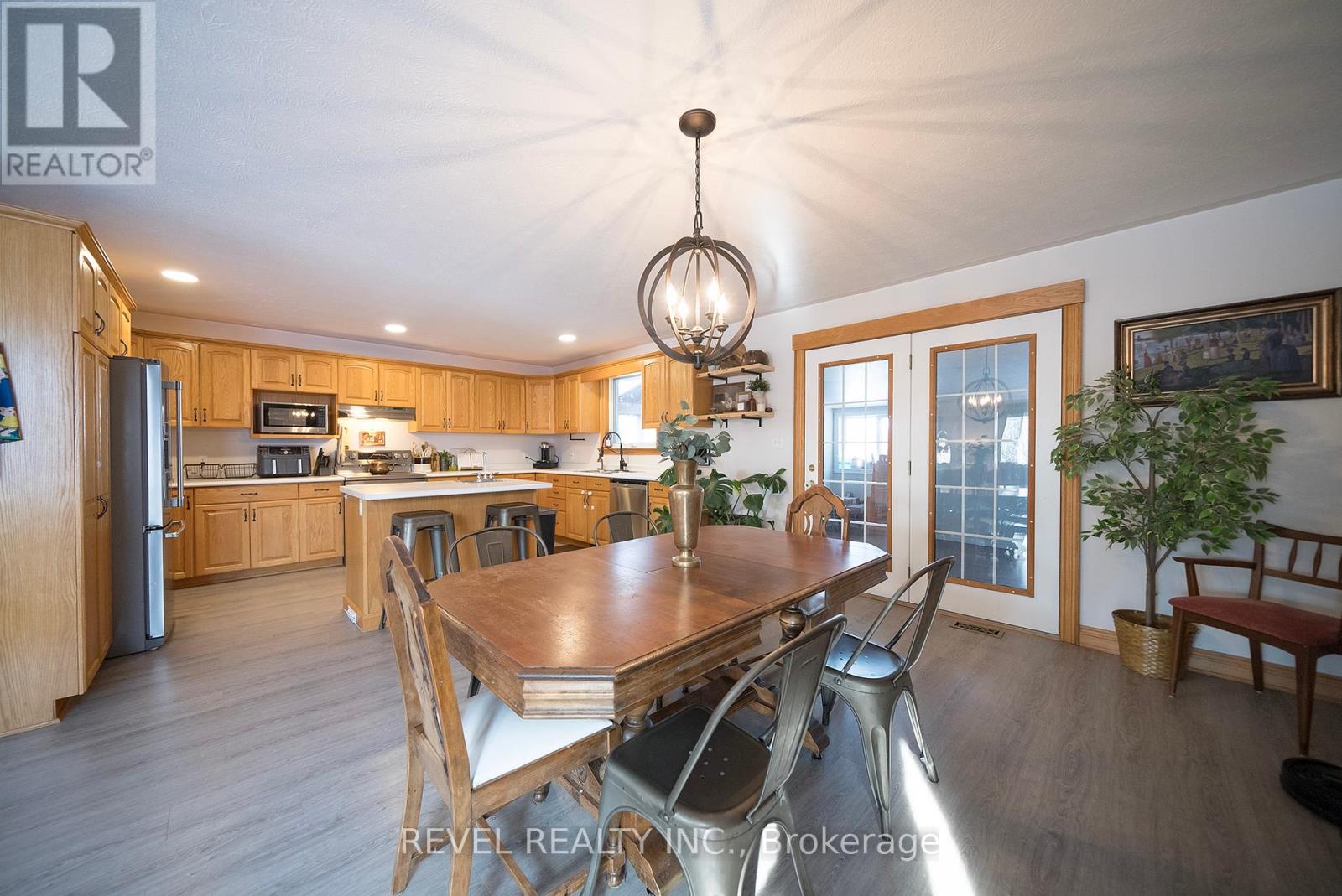 55 Evergreen Hill Road, Norfolk, Ontario  N3Y 1B7 - Photo 17 - X12093566