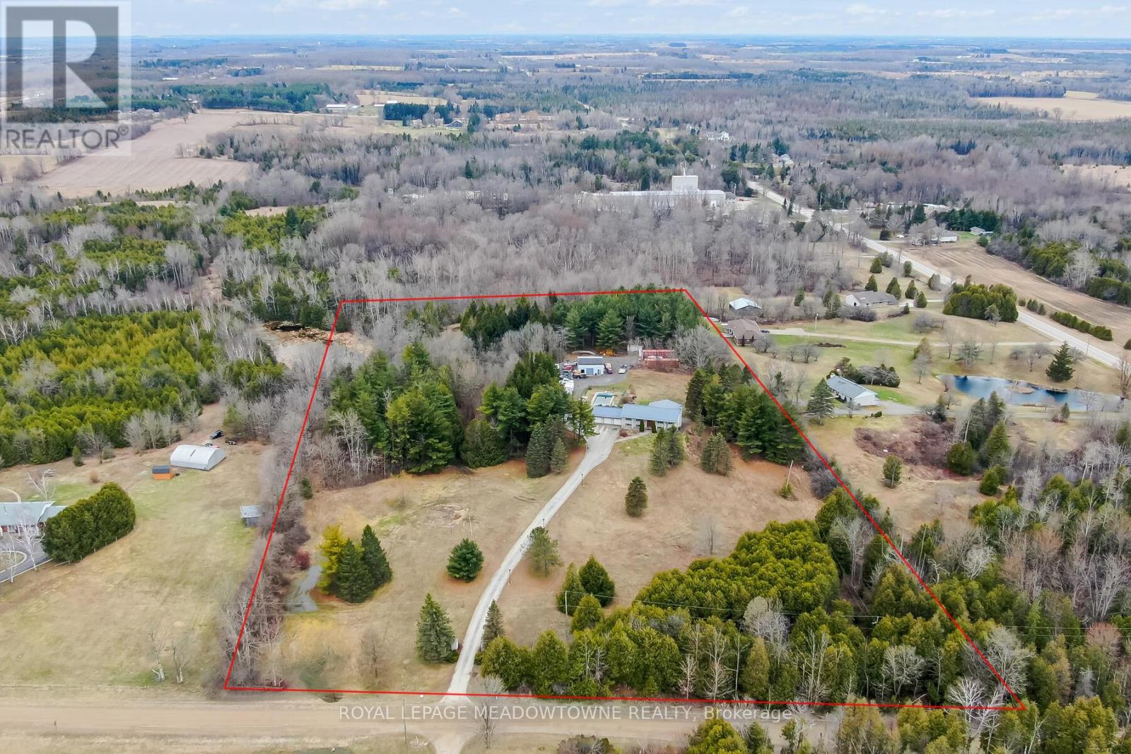 5084 Erin Third Line, Erin, Ontario  L7J 2L8 - Photo 4 - W12089404