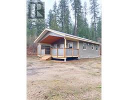 5541 Ducksway Road, winlaw, British Columbia