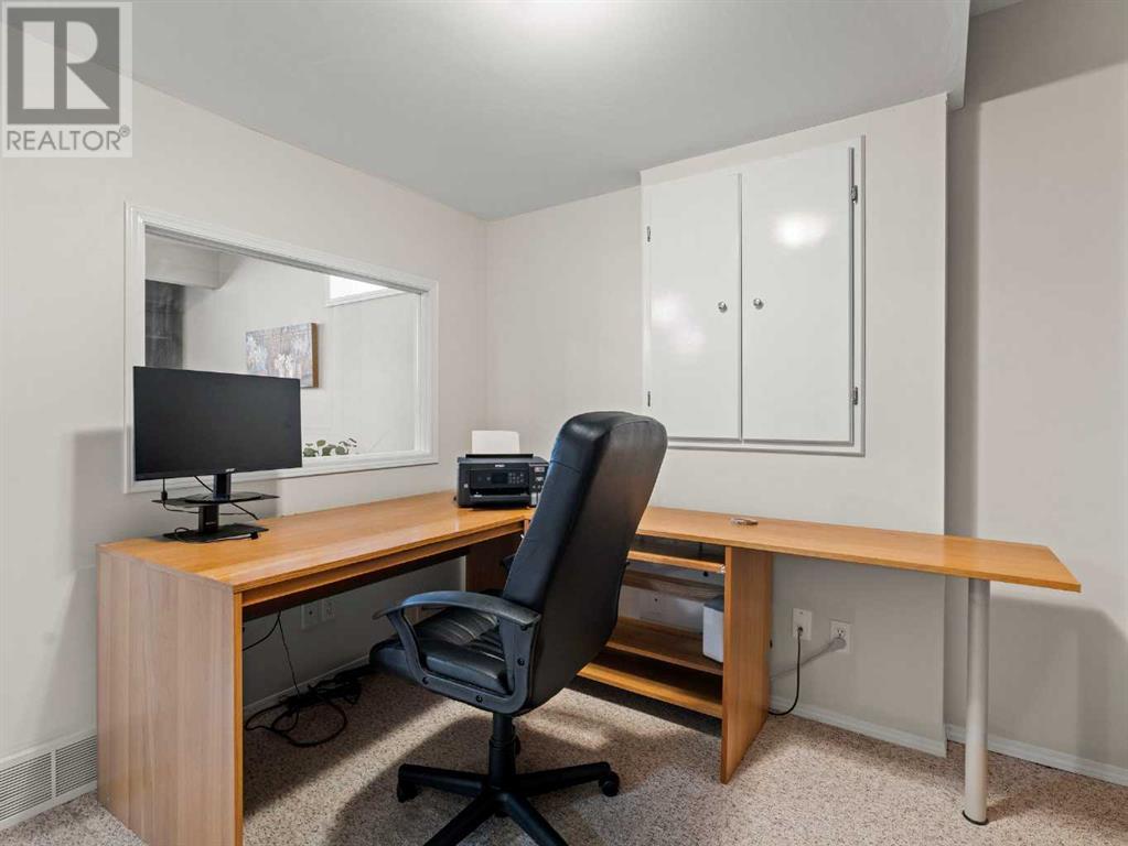 735 Schooner Cove Nw, Calgary, Alberta  T3L 1Y8 - Photo 27 - A2212009