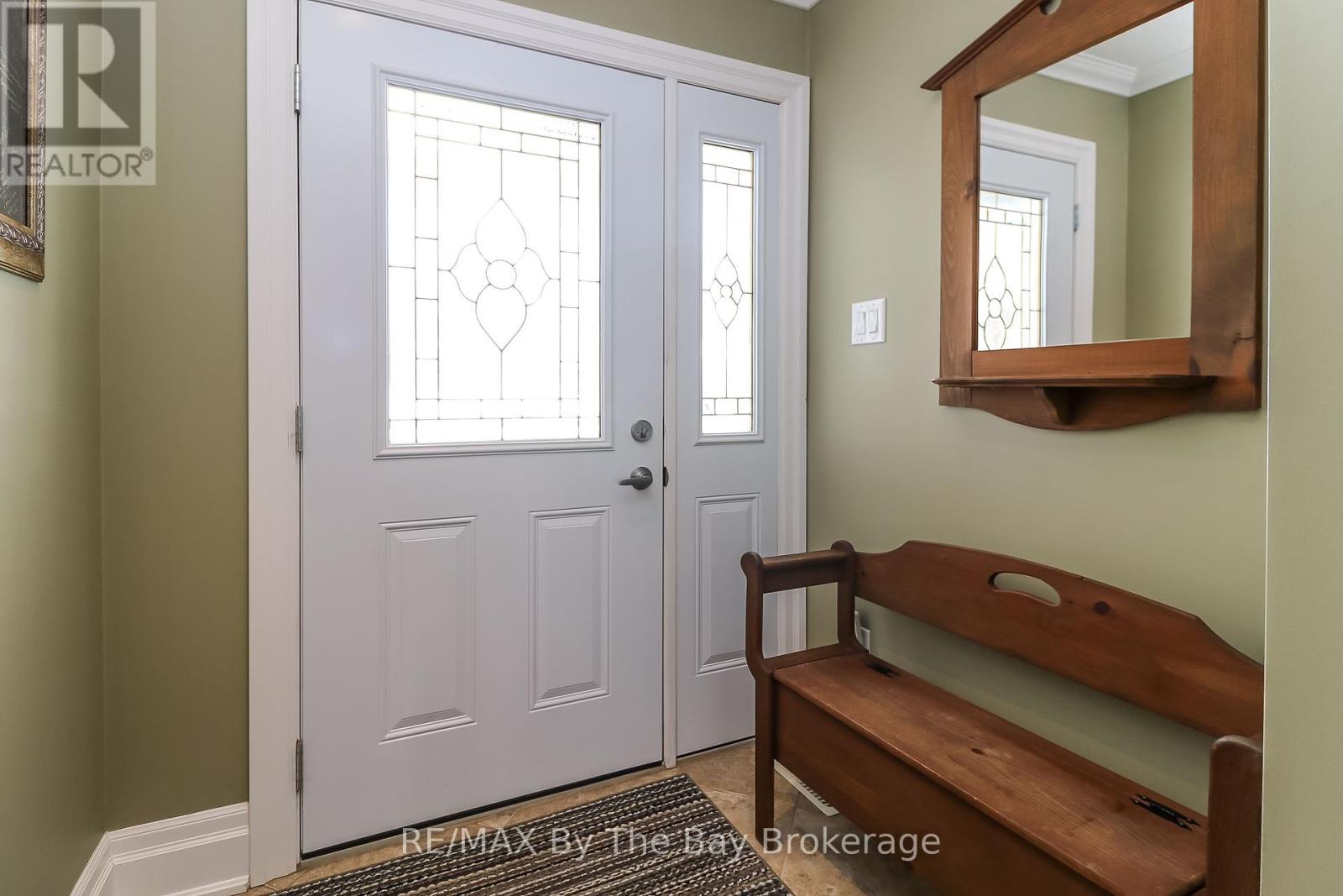 Property at 1 GARDEN GROVE CRESCENT image 2