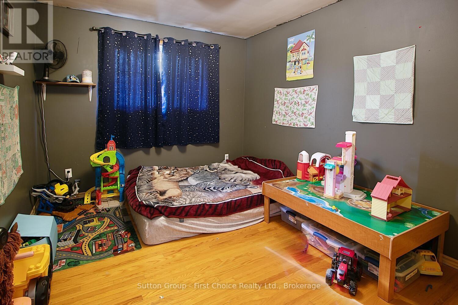231 St. George Street, West Perth, Ontario  N0K 1N0 - Photo 11 - X12093643