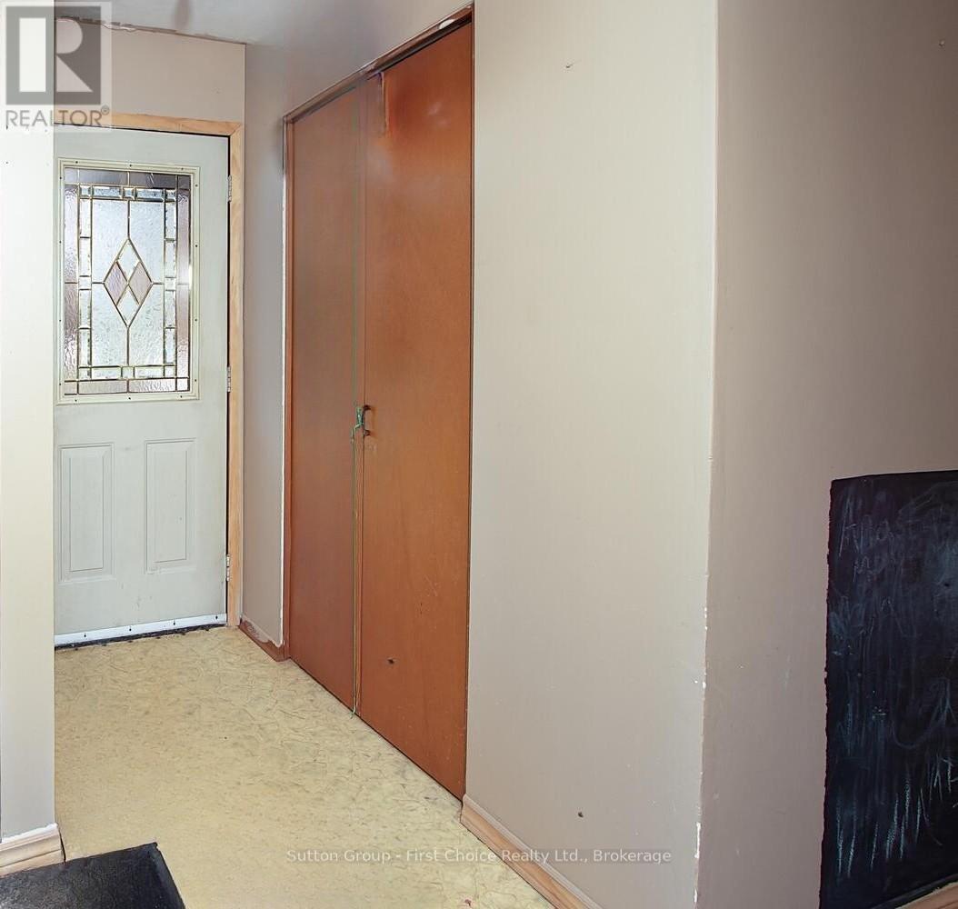 231 St. George Street, West Perth, Ontario  N0K 1N0 - Photo 4 - X12093643