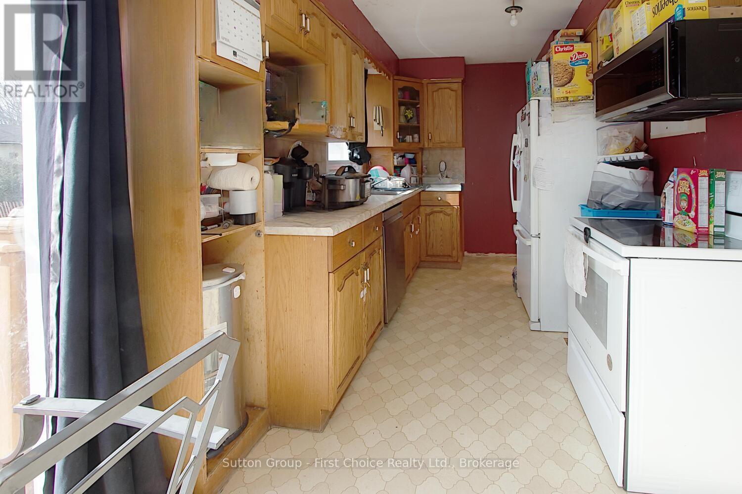 231 St. George Street, West Perth, Ontario  N0K 1N0 - Photo 6 - X12093643
