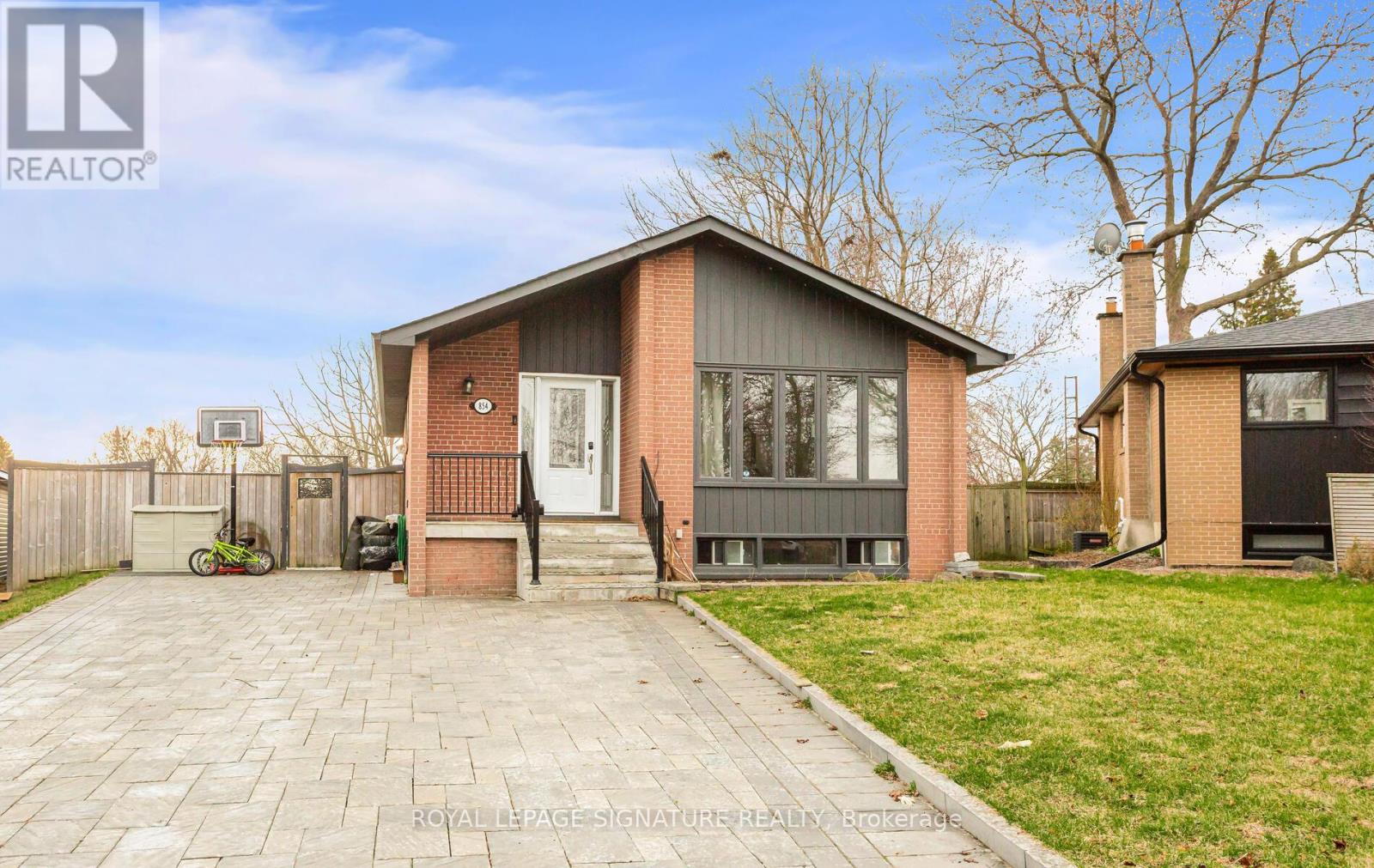 Property at 854 ANTONIO STREET image 2