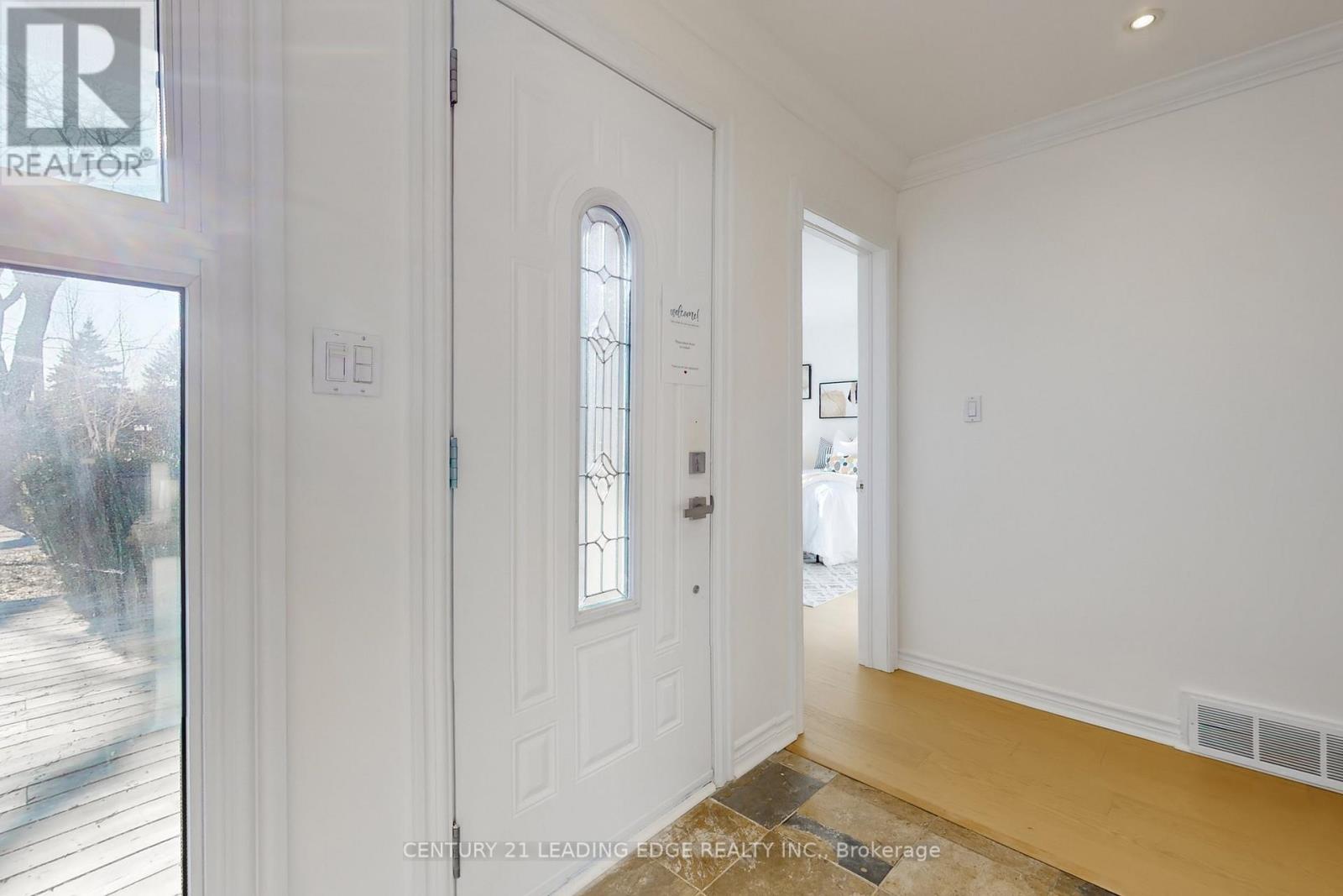 14489 Highway 48, Whitchurch-Stouffville, Ontario  L4A 7X3 - Photo 5 - N12093635
