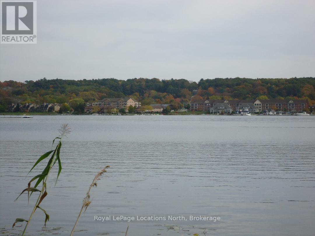 6 - 4 Beck Boulevard, Penetanguishene, Ontario  L9M 2H3 - Photo 2 - S11923138